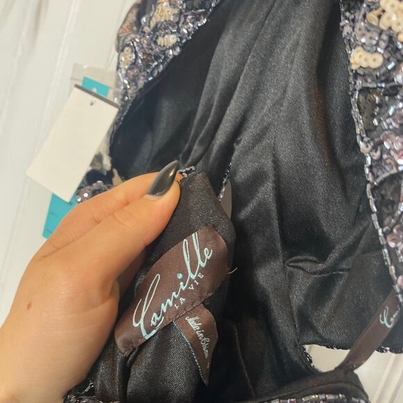 NWT Camille La Vie Animal Print Sequin Halter Open Back Maxi Dress Size 4 - Picture 9 of 9